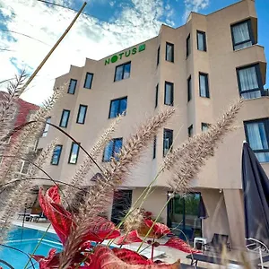 notus-suites.allantalyahotels.org/